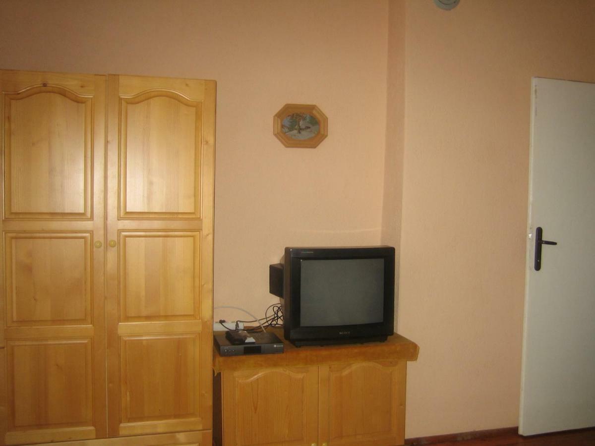 Velkovski Guest House Hisarya Exterior photo